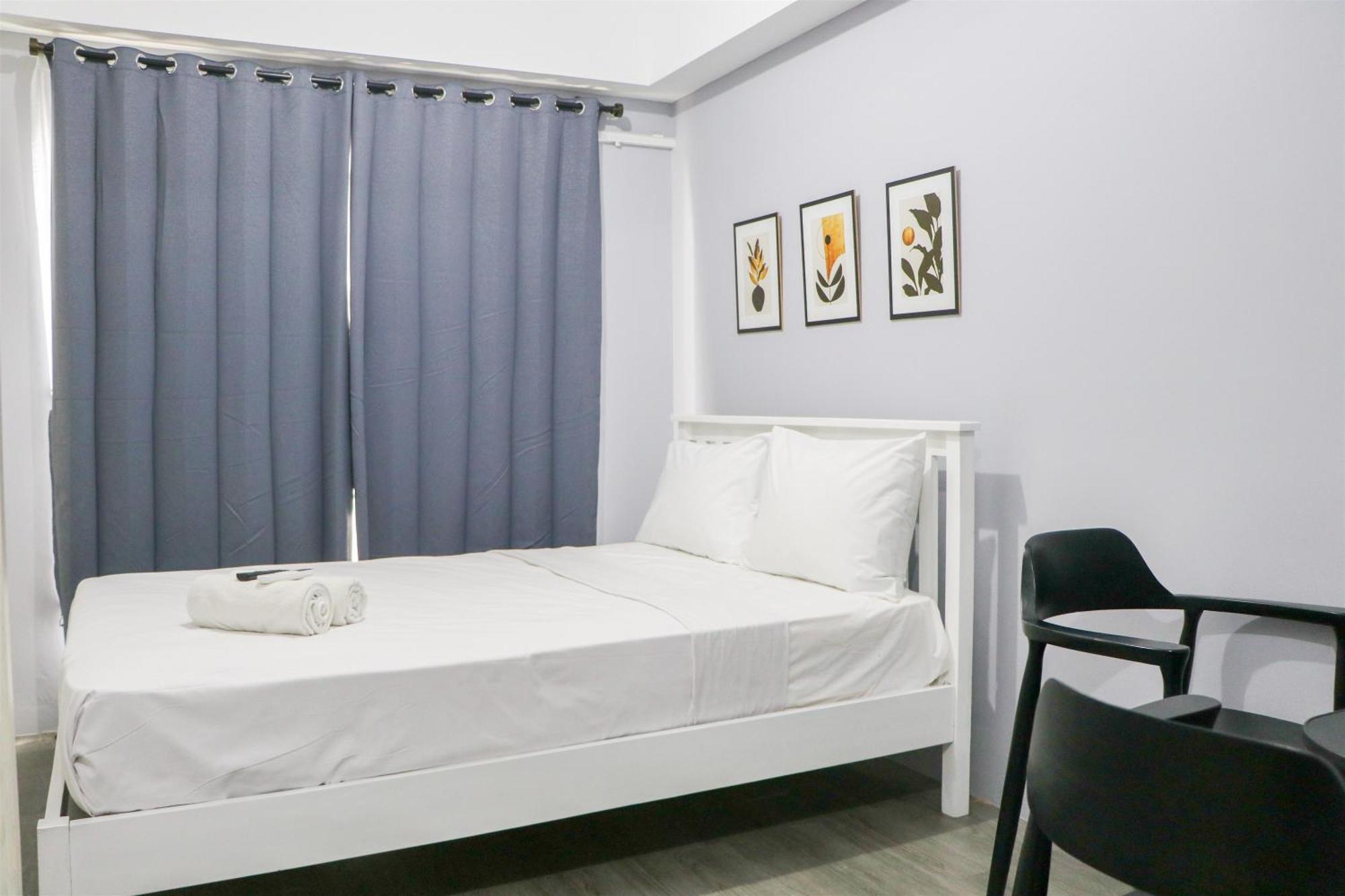 Minimalist At Grand Afrika By Travelio Apartemen